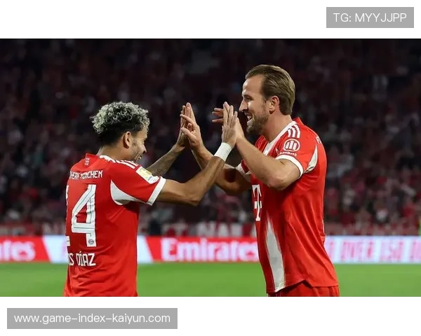 拜仁边路插上频繁,传中与内切并重